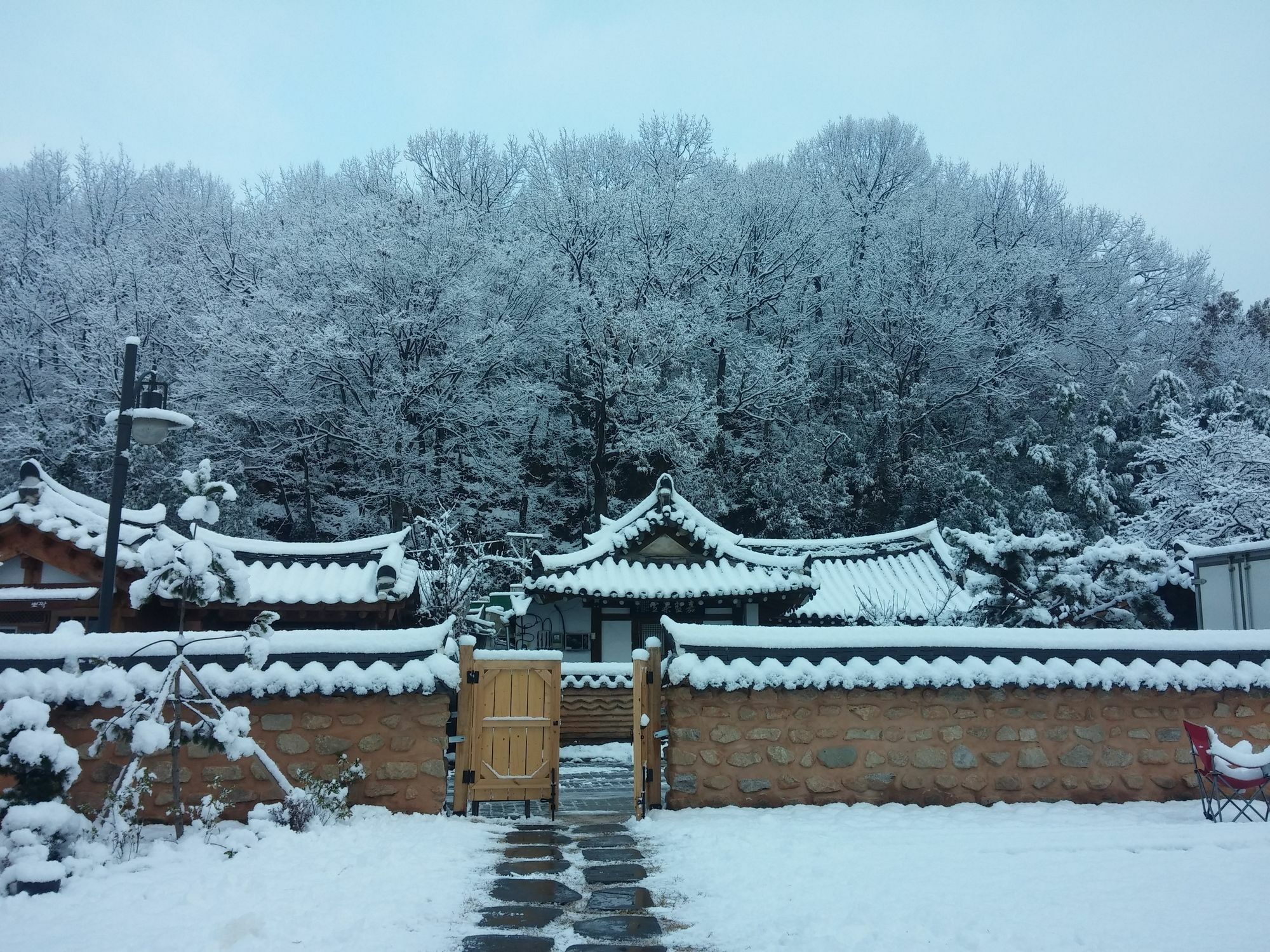 Jiwoo Dang Hotel Jeonju Exterior photo