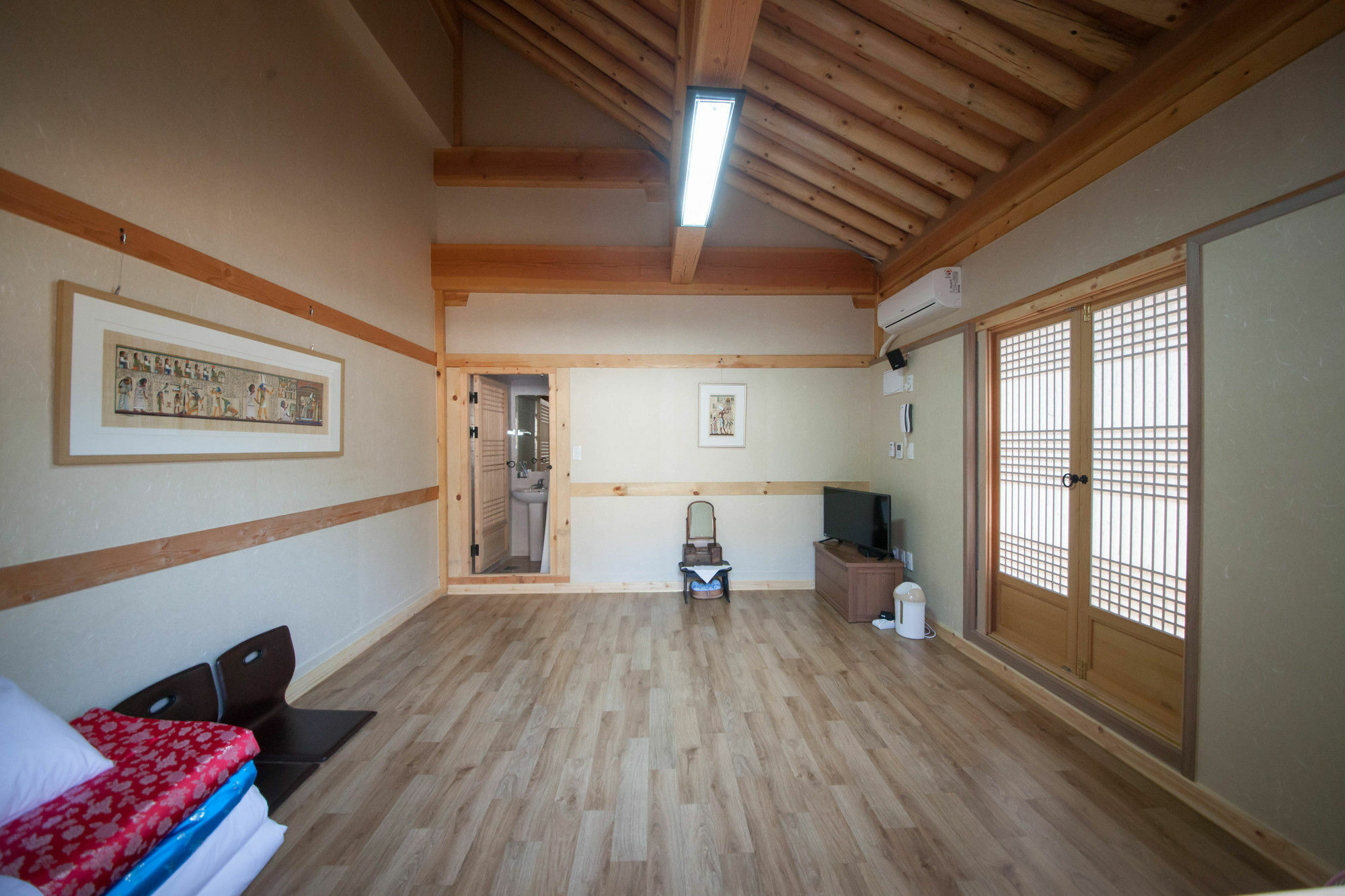 Jiwoo Dang Hotel Jeonju Exterior photo